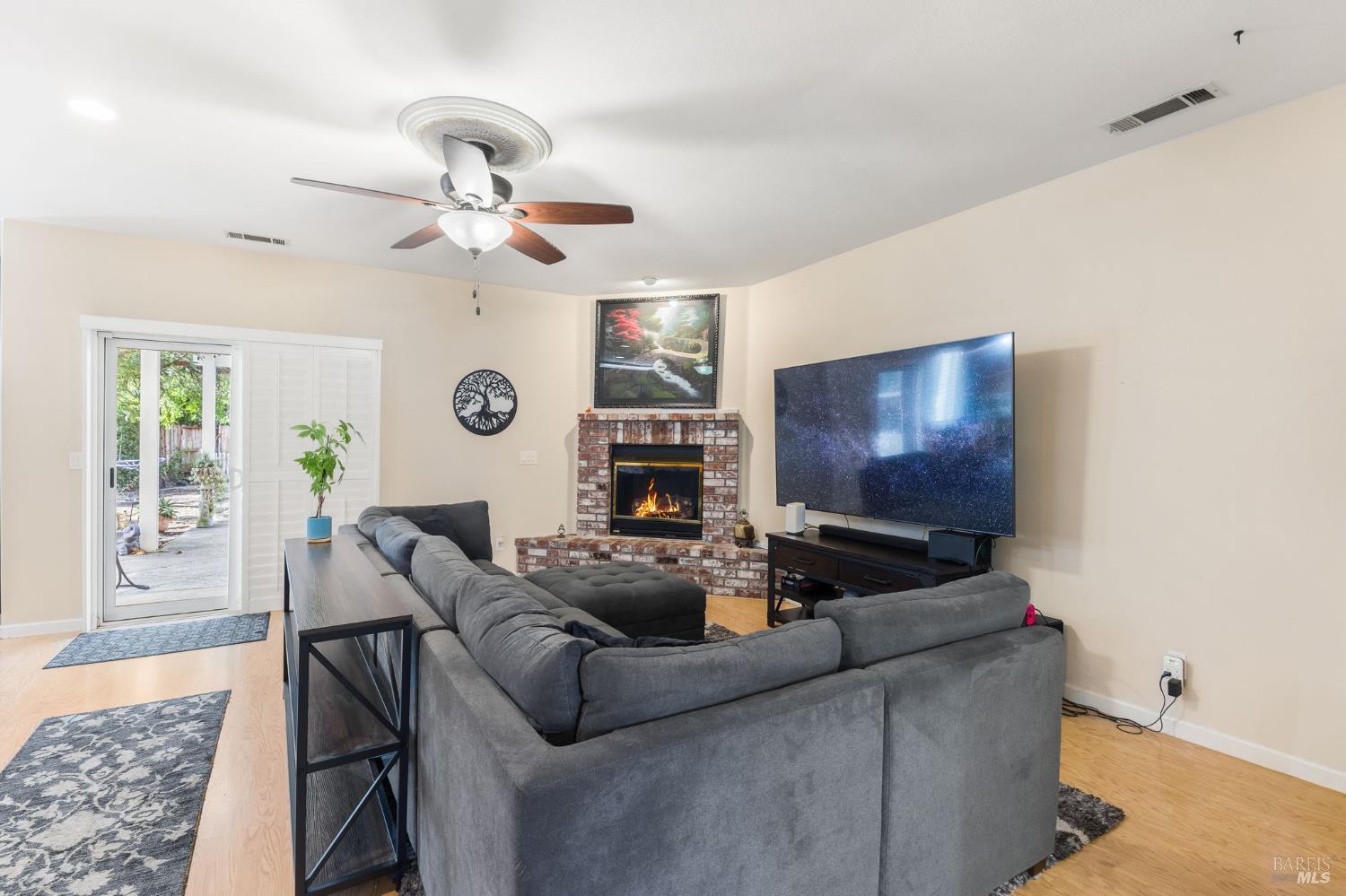 Detail Gallery Image 17 of 48 For 436 Wick Ct, Vacaville,  CA 95687 - 4 Beds | 3 Baths