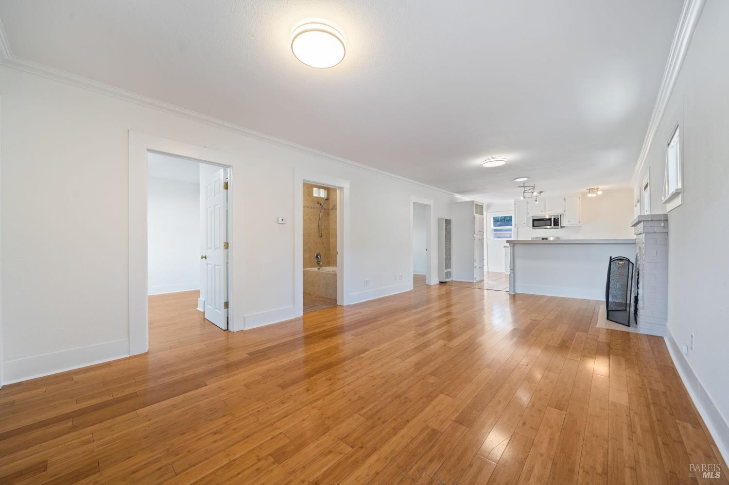 Detail Gallery Image 9 of 36 For 764 Mill St, Santa Rosa,  CA 95404 - 2 Beds | 1/1 Baths