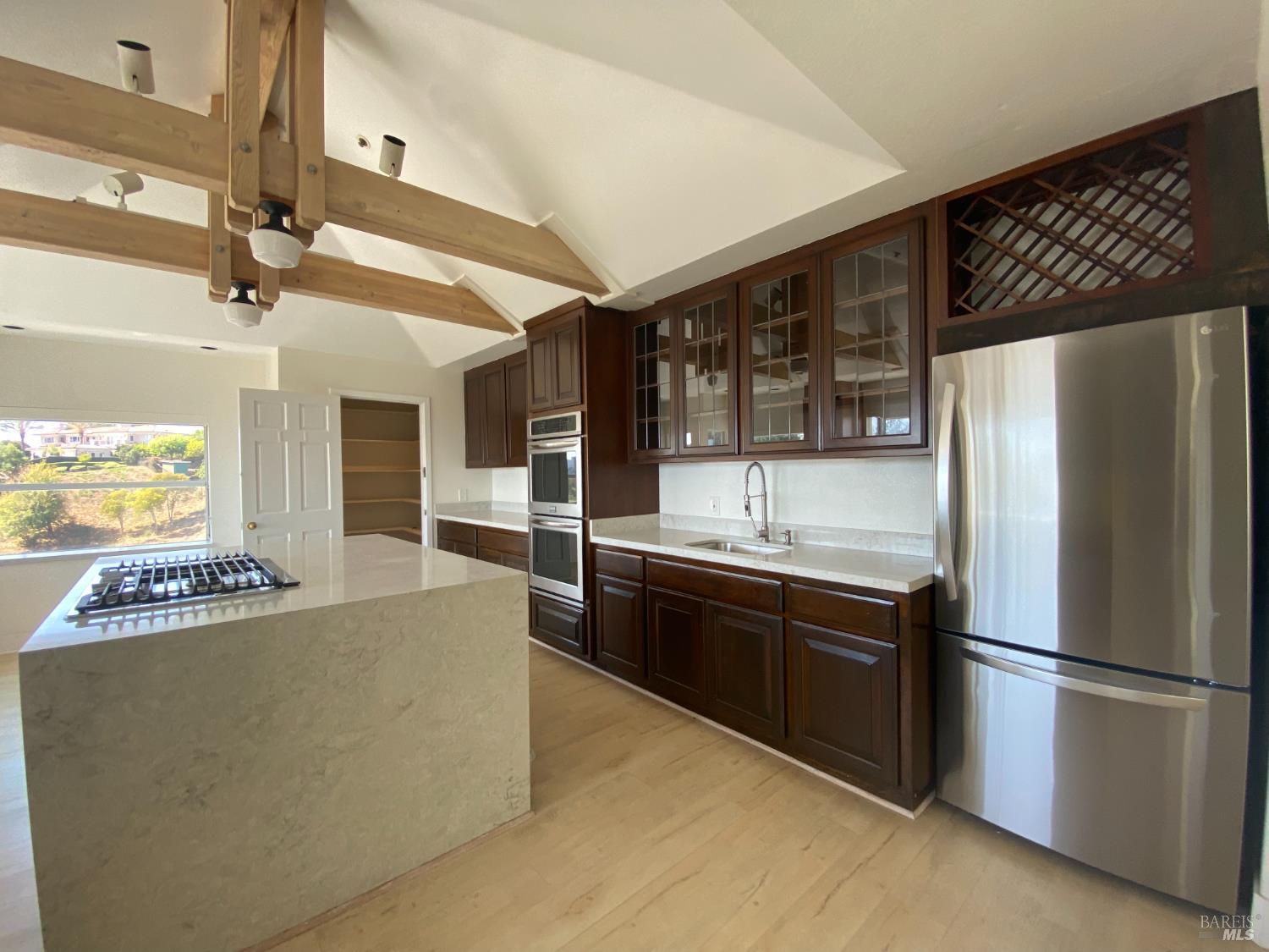 Detail Gallery Image 4 of 39 For 67 via Los Altos Unkn, Tiburon,  CA 94920 - 5 Beds | 5/1 Baths