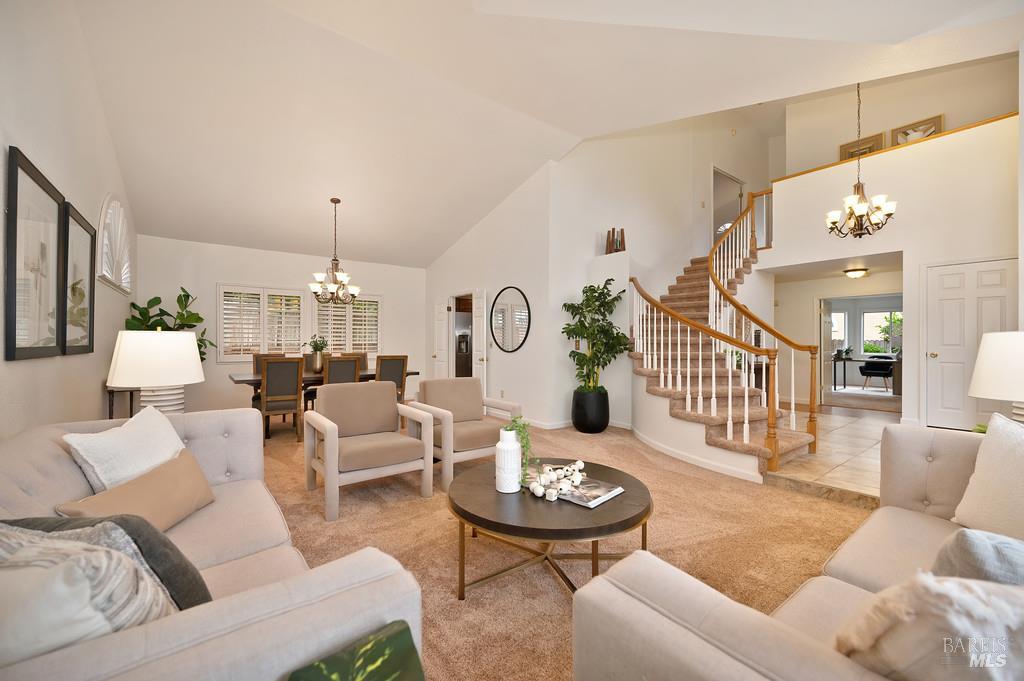 Detail Gallery Image 8 of 51 For 2222 Silver Fox Cir, Fairfield,  CA 94534 - 4 Beds | 3 Baths