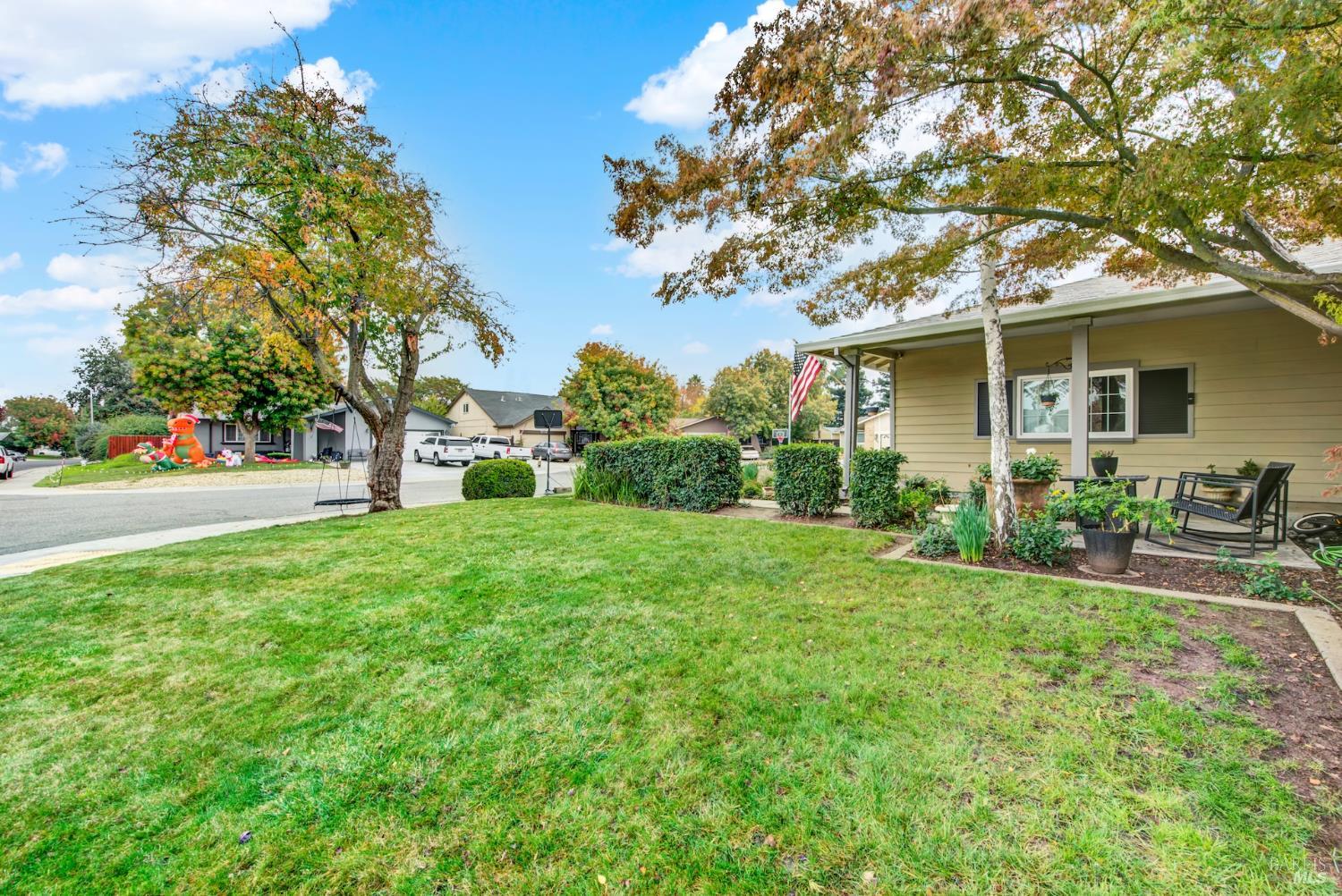 Detail Gallery Image 7 of 79 For 595 Sawyer Ct, Dixon,  CA 95620 - 4 Beds | 2 Baths