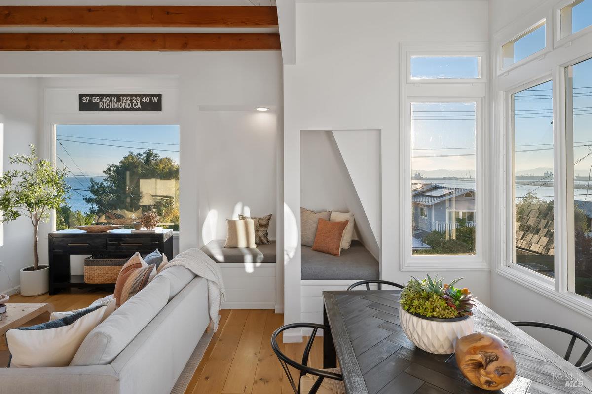 Detail Gallery Image 18 of 95 For 700 Ocean Ave, Richmond,  CA 94801 - 3 Beds | 2/1 Baths