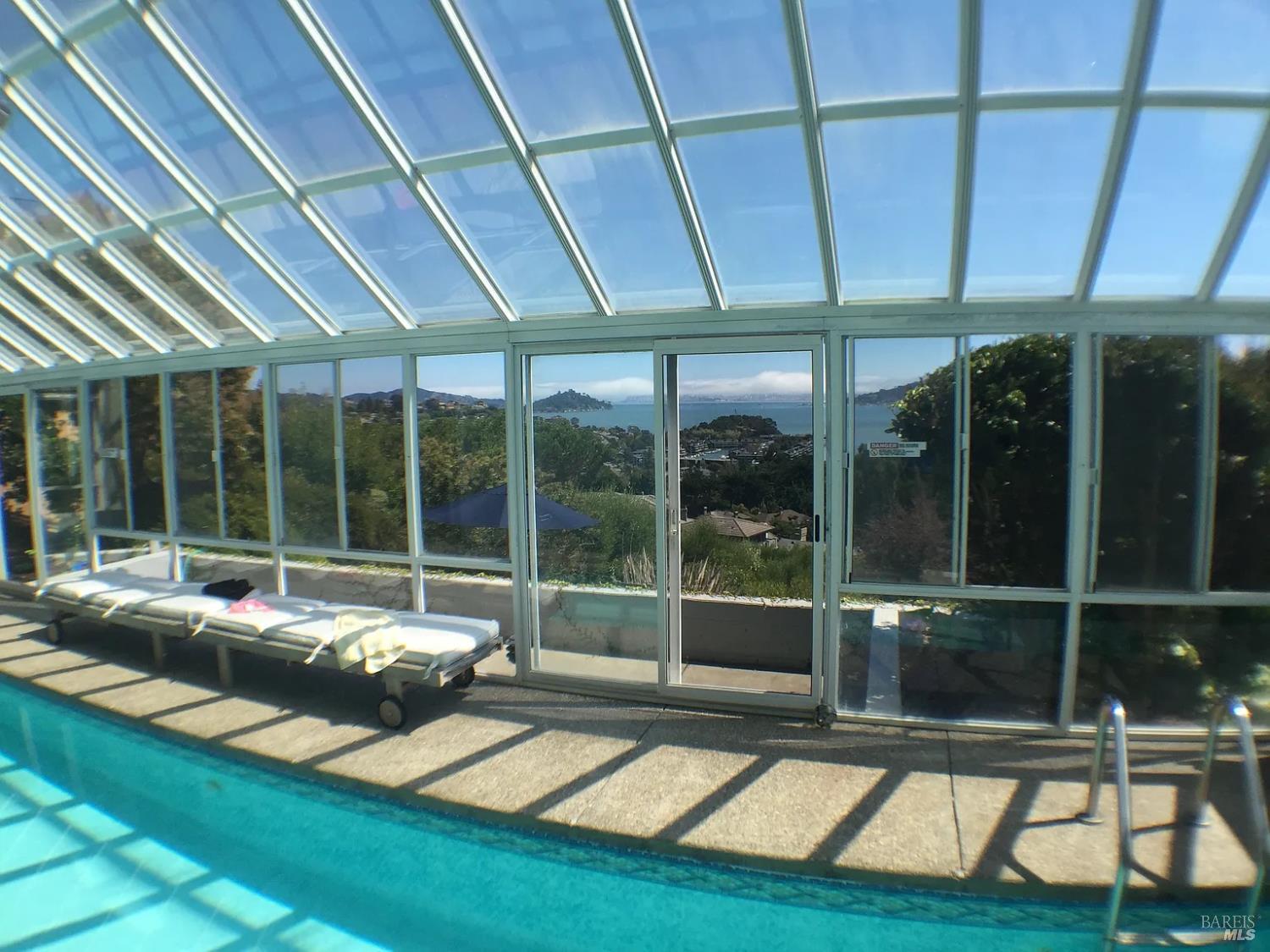 Detail Gallery Image 29 of 39 For 67 via Los Altos Unkn, Tiburon,  CA 94920 - 5 Beds | 5/1 Baths