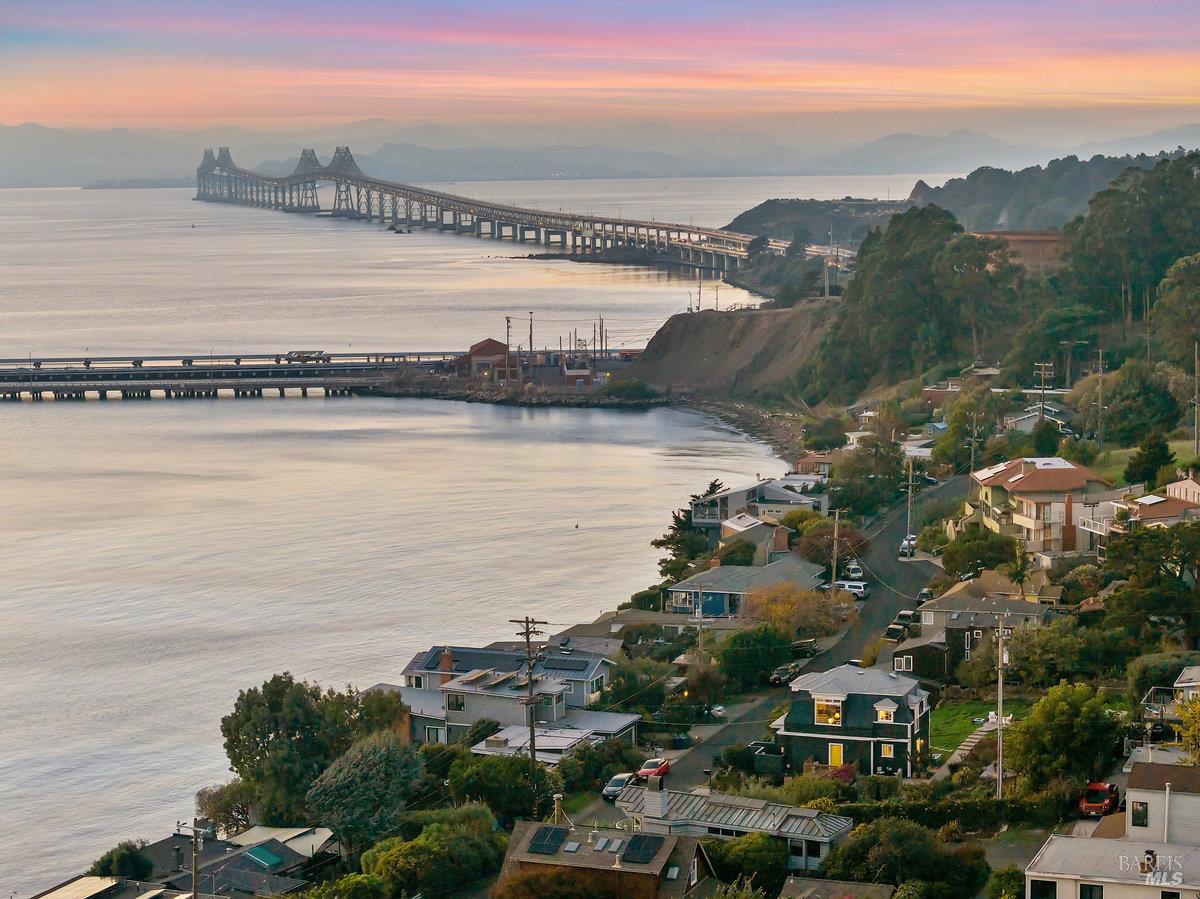 Detail Gallery Image 90 of 95 For 700 Ocean Ave, Richmond,  CA 94801 - 3 Beds | 2/1 Baths