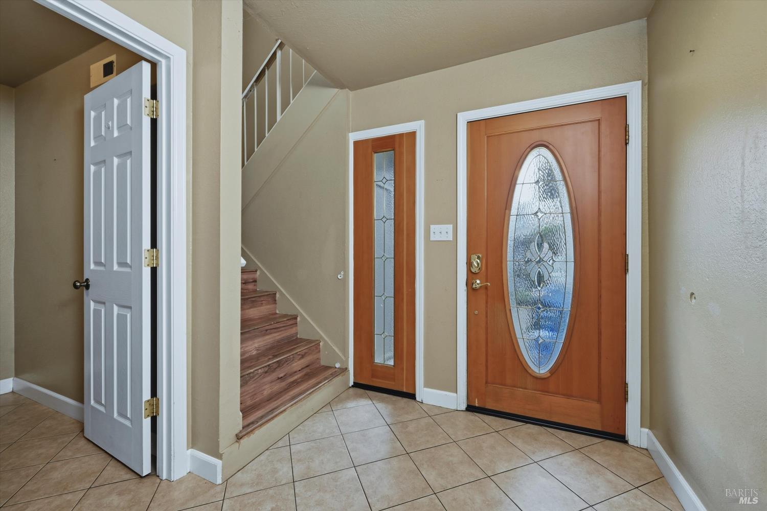 Detail Gallery Image 14 of 30 For 1633 Montana Vista St, Lakeport,  CA 95453 - 3 Beds | 2/1 Baths