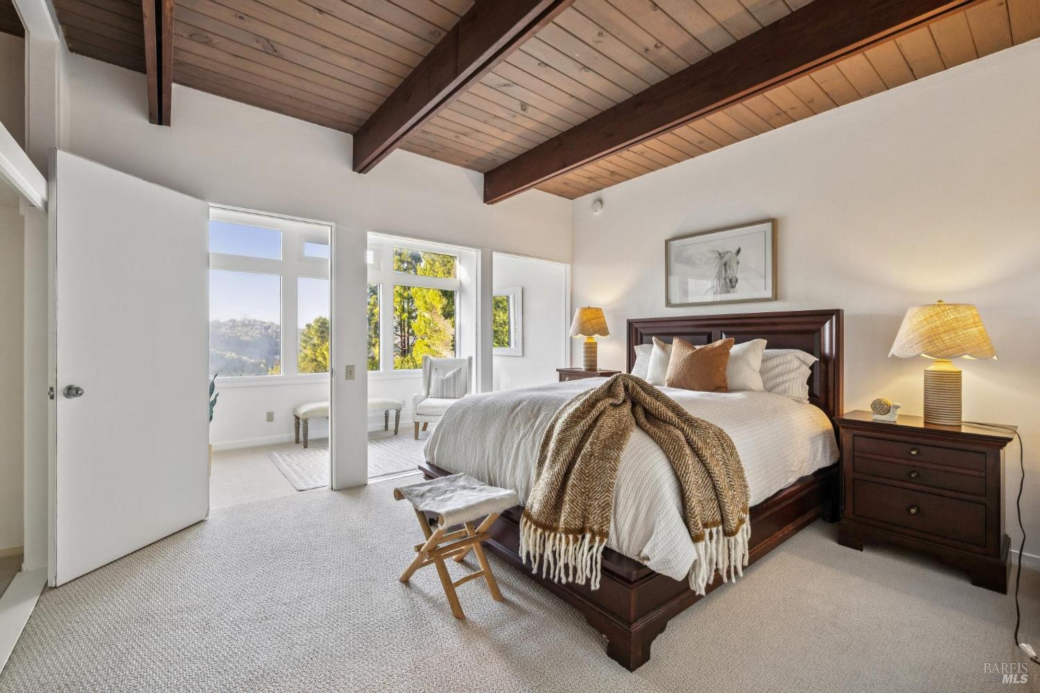 Detail Gallery Image 24 of 50 For 25 Oakhurst Rd, San Rafael,  CA 94901 - 4 Beds | 4 Baths