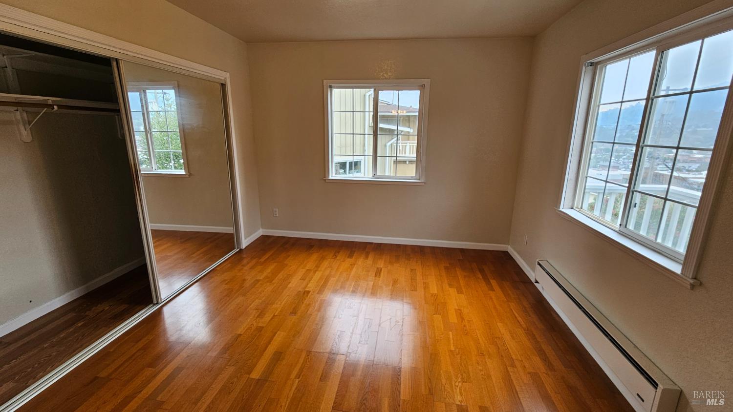 Detail Gallery Image 49 of 49 For 55 Park Cir, Sausalito,  CA 94965 - 4 Beds | 2/1 Baths