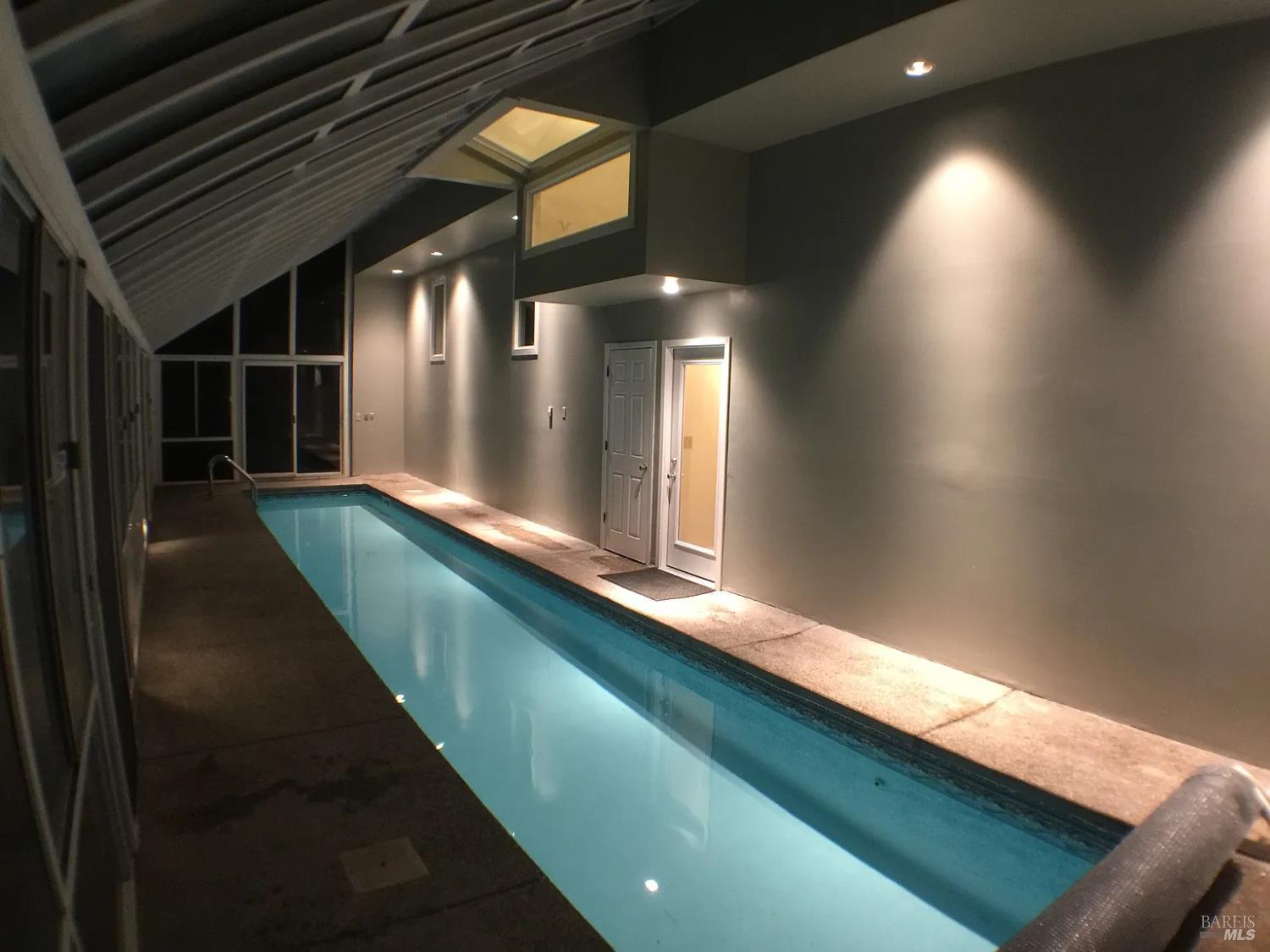 Detail Gallery Image 34 of 39 For 67 via Los Altos Unkn, Tiburon,  CA 94920 - 5 Beds | 5/1 Baths