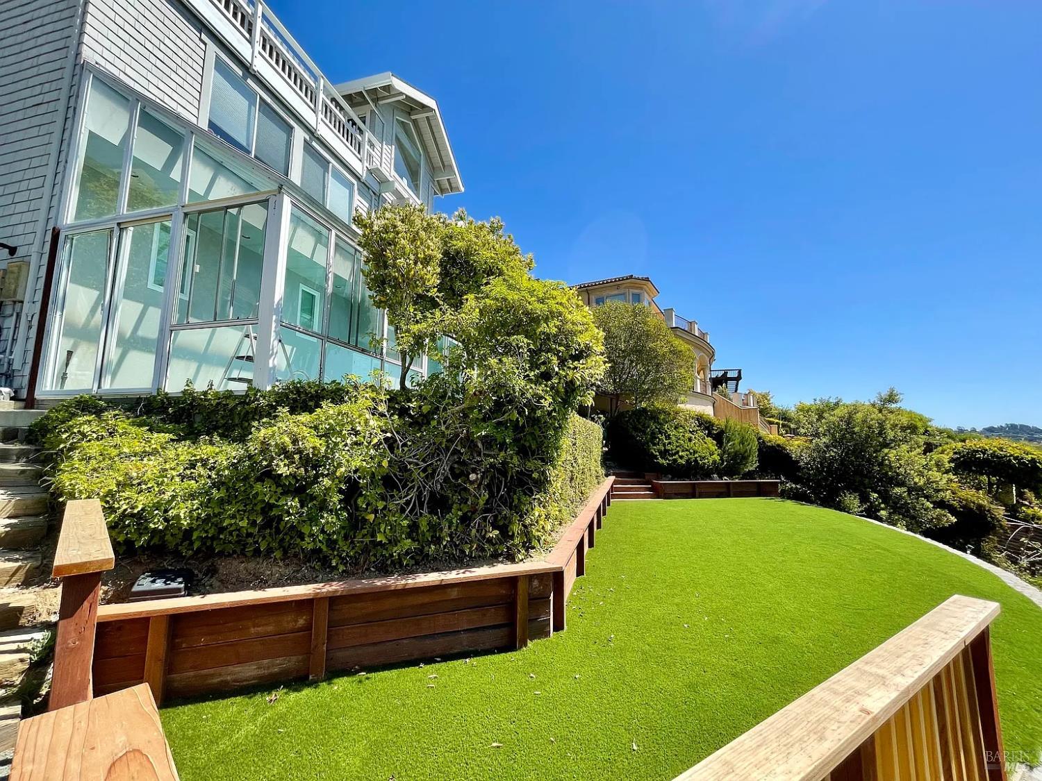 Detail Gallery Image 35 of 39 For 67 via Los Altos Unkn, Tiburon,  CA 94920 - 5 Beds | 5/1 Baths