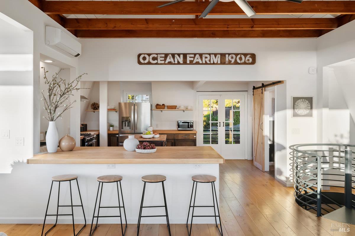 Detail Gallery Image 22 of 95 For 700 Ocean Ave, Richmond,  CA 94801 - 3 Beds | 2/1 Baths