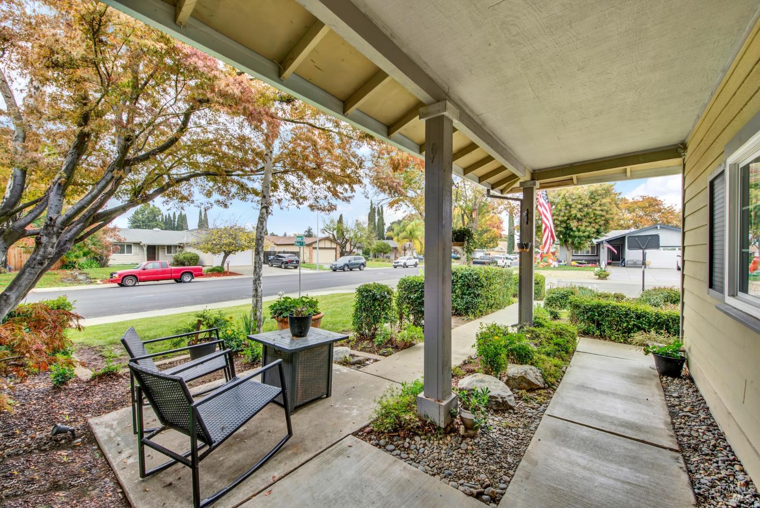 Detail Gallery Image 16 of 79 For 595 Sawyer Ct, Dixon,  CA 95620 - 4 Beds | 2 Baths