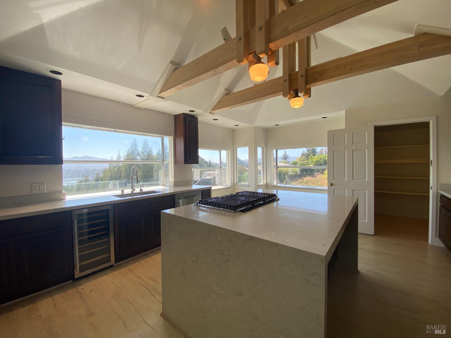 Detail Gallery Image 5 of 39 For 67 via Los Altos Unkn, Tiburon,  CA 94920 - 5 Beds | 5/1 Baths