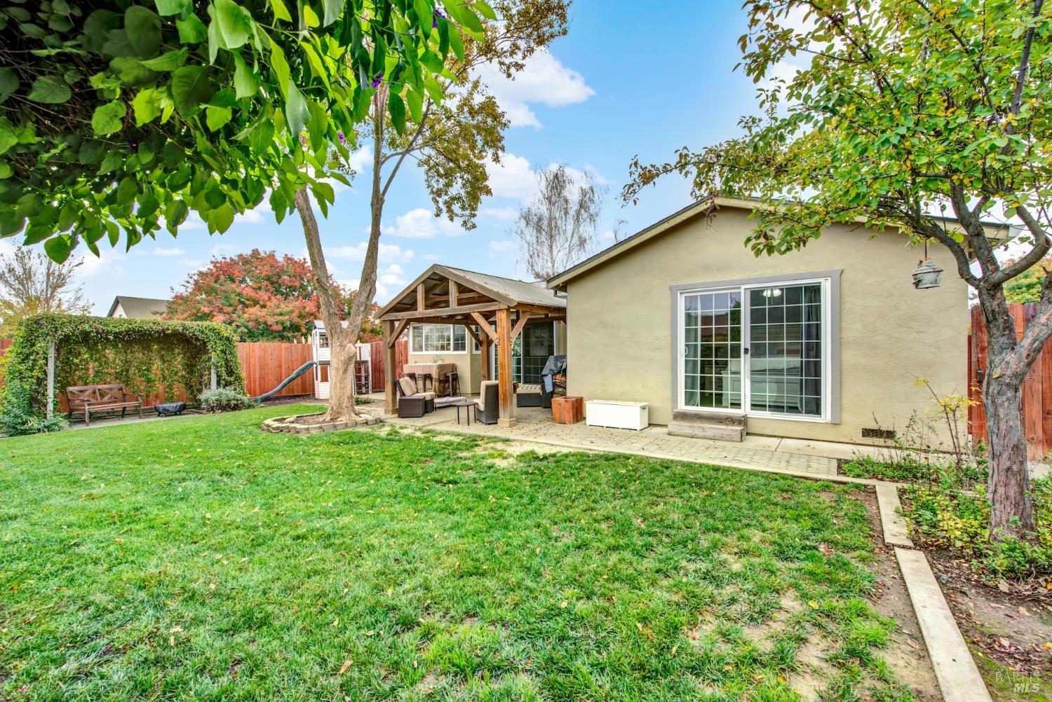 Detail Gallery Image 73 of 79 For 595 Sawyer Ct, Dixon,  CA 95620 - 4 Beds | 2 Baths