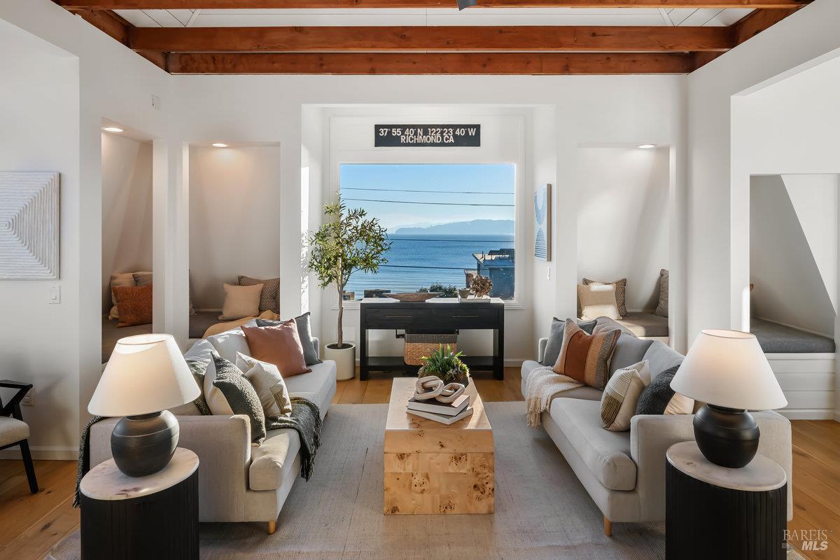 Detail Gallery Image 15 of 95 For 700 Ocean Ave, Richmond,  CA 94801 - 3 Beds | 2/1 Baths