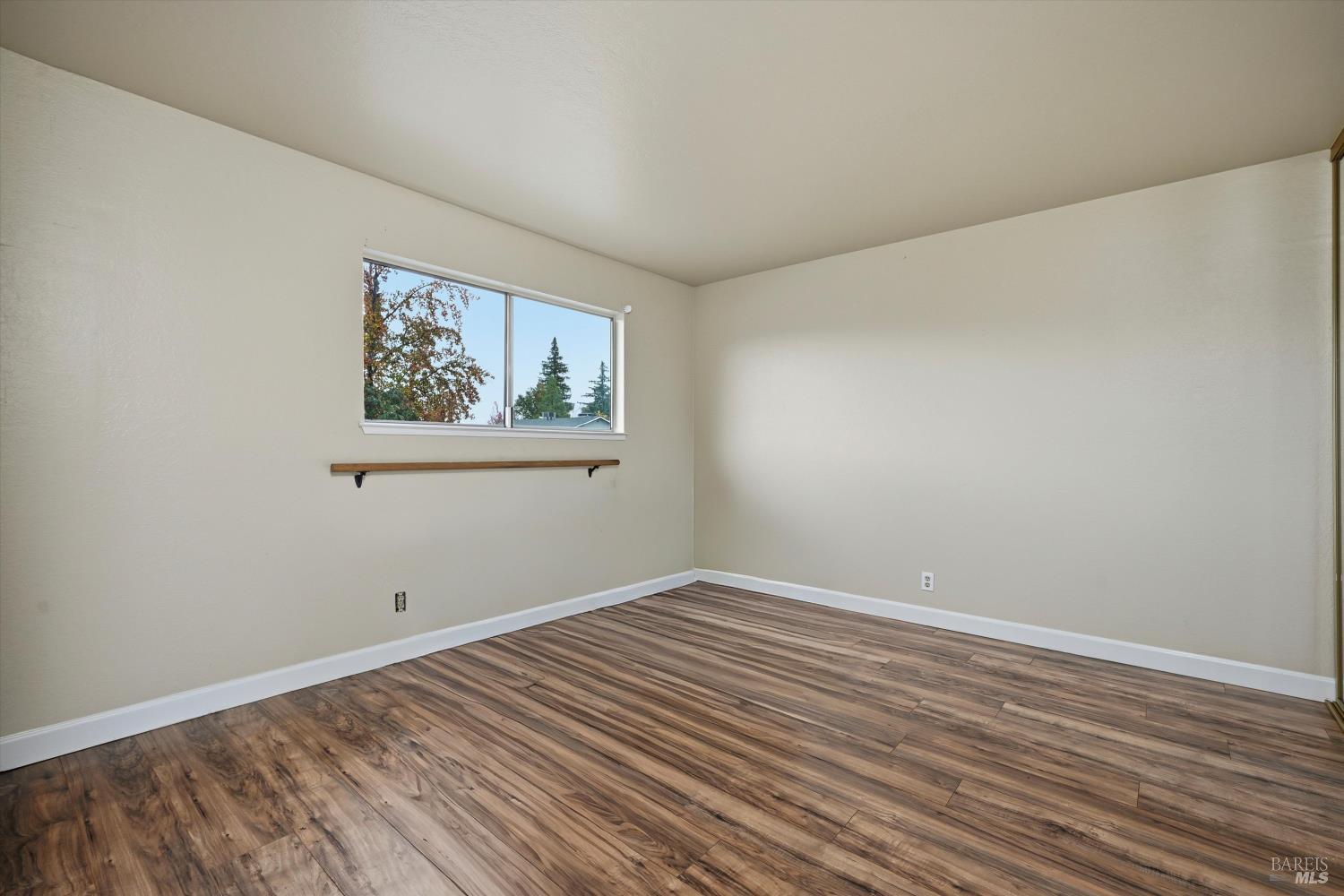 Detail Gallery Image 24 of 30 For 1633 Montana Vista St, Lakeport,  CA 95453 - 3 Beds | 2/1 Baths