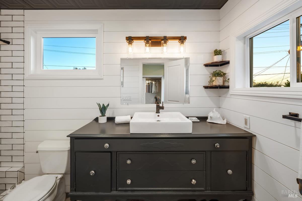 Detail Gallery Image 38 of 95 For 700 Ocean Ave, Richmond,  CA 94801 - 3 Beds | 2/1 Baths