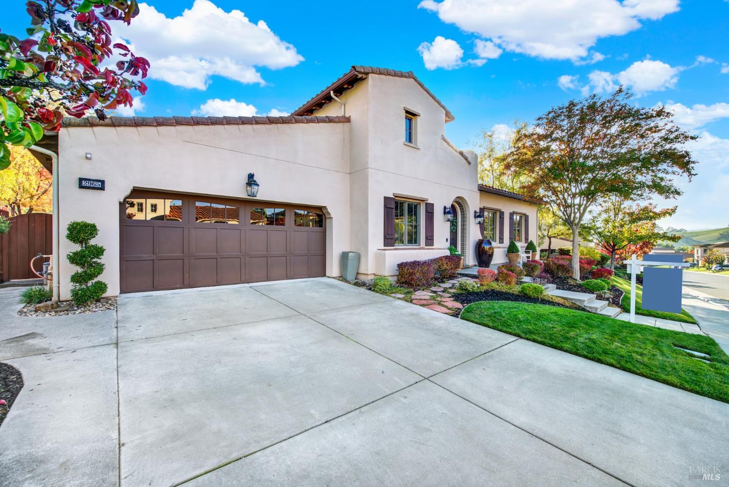 Detail Gallery Image 6 of 98 For 2965 Pebble Beach Cir, Fairfield,  CA 94534 - 4 Beds | 2/1 Baths