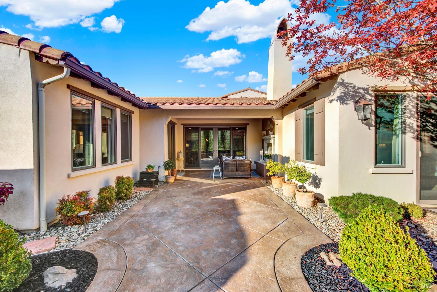 Detail Gallery Image 63 of 98 For 2965 Pebble Beach Cir, Fairfield,  CA 94534 - 4 Beds | 2/1 Baths