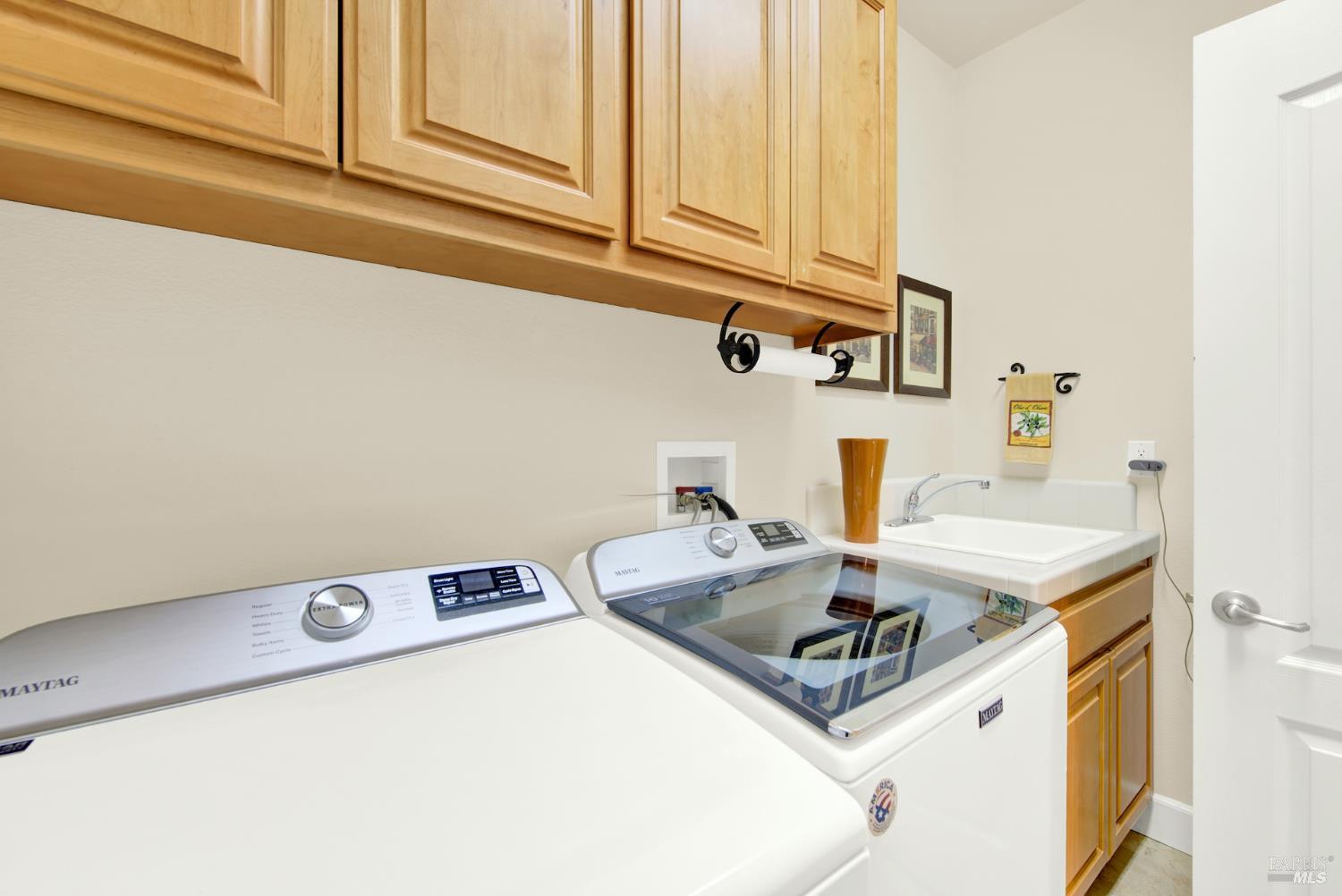 Detail Gallery Image 53 of 98 For 2965 Pebble Beach Cir, Fairfield,  CA 94534 - 4 Beds | 2/1 Baths