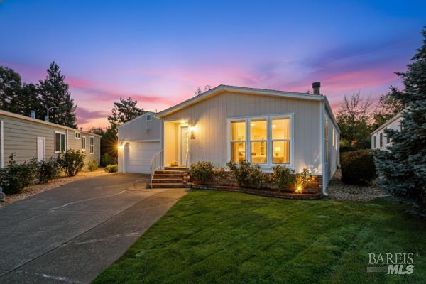 Detail Gallery Image 18 of 18 For 209 Bernadine Pl, Napa,  CA 94558 - 2 Beds | 2 Baths