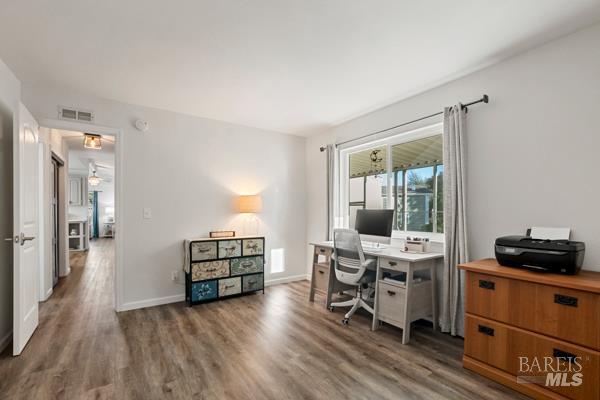 Detail Gallery Image 9 of 18 For 209 Bernadine Pl, Napa,  CA 94558 - 2 Beds | 2 Baths