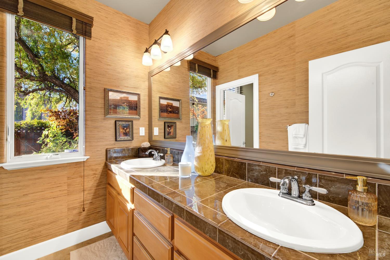 Detail Gallery Image 49 of 98 For 2965 Pebble Beach Cir, Fairfield,  CA 94534 - 4 Beds | 2/1 Baths