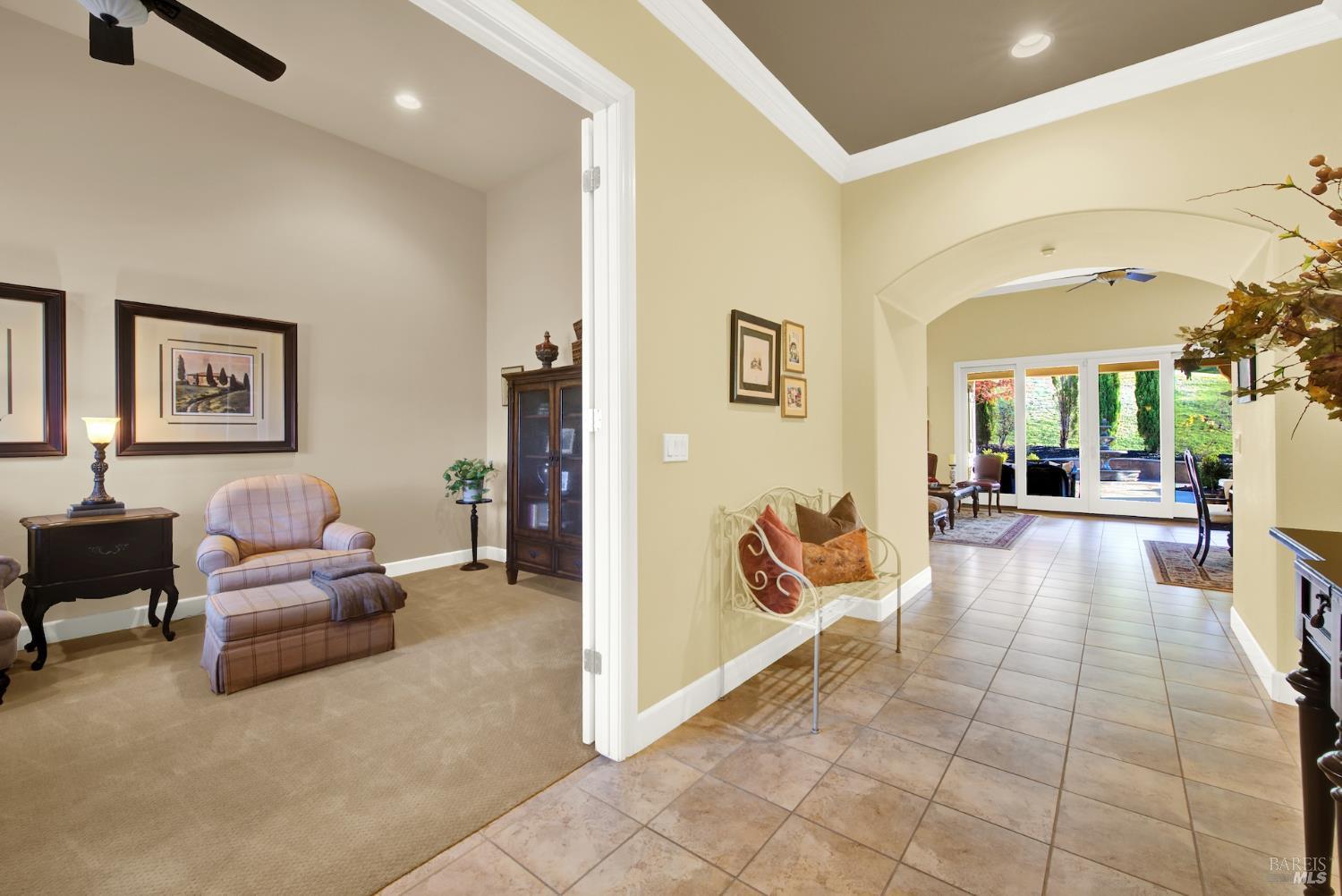 Detail Gallery Image 28 of 98 For 2965 Pebble Beach Cir, Fairfield,  CA 94534 - 4 Beds | 2/1 Baths