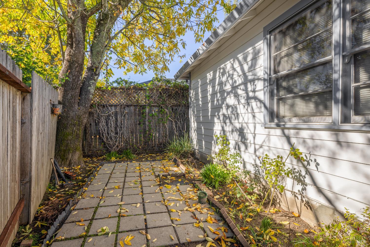 Detail Gallery Image 19 of 44 For 881 Lorna Dr, Glen Ellen,  CA 95442 - – Beds | – Baths