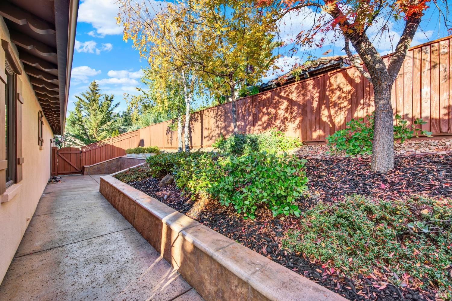 Detail Gallery Image 65 of 98 For 2965 Pebble Beach Cir, Fairfield,  CA 94534 - 4 Beds | 2/1 Baths