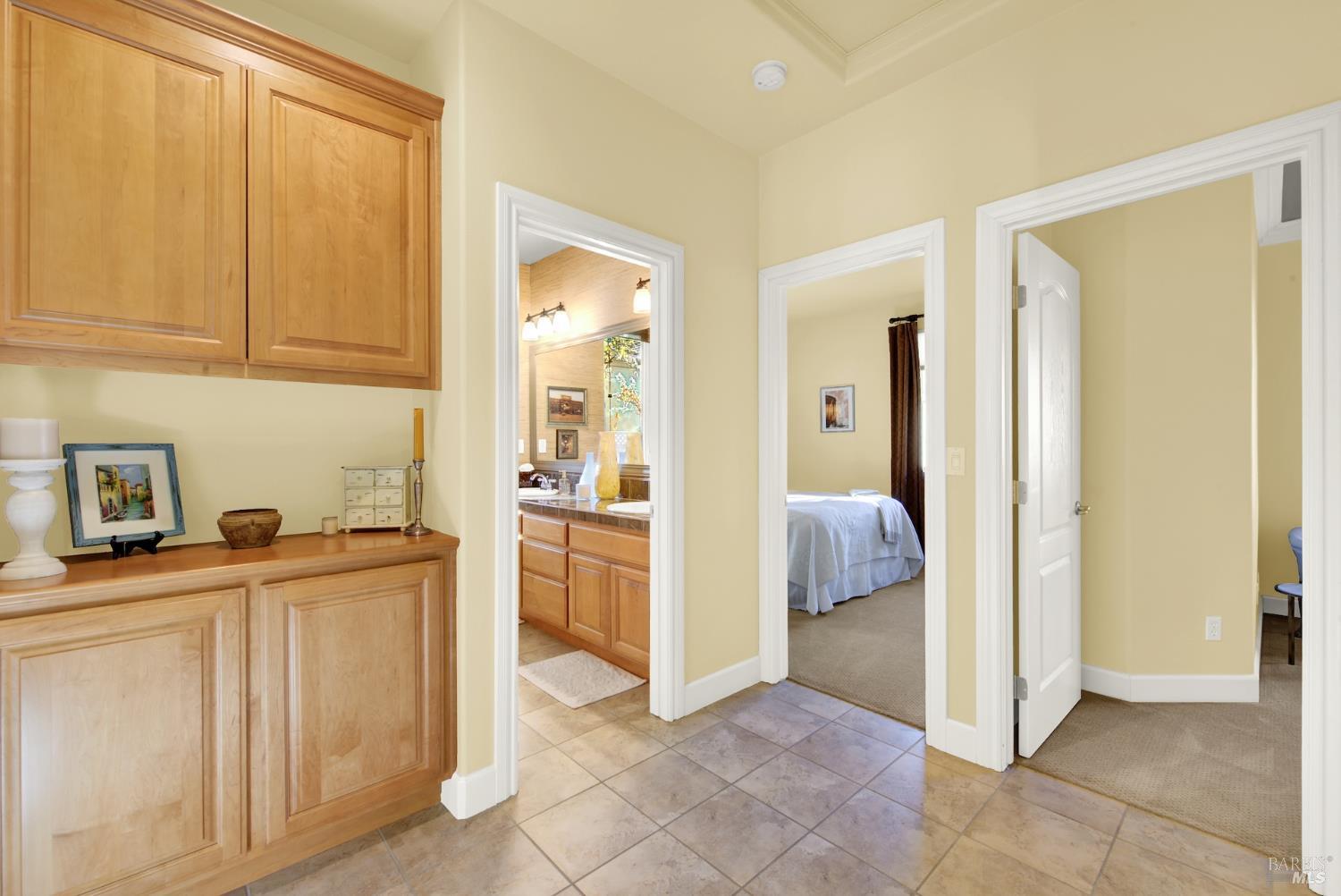 Detail Gallery Image 44 of 98 For 2965 Pebble Beach Cir, Fairfield,  CA 94534 - 4 Beds | 2/1 Baths