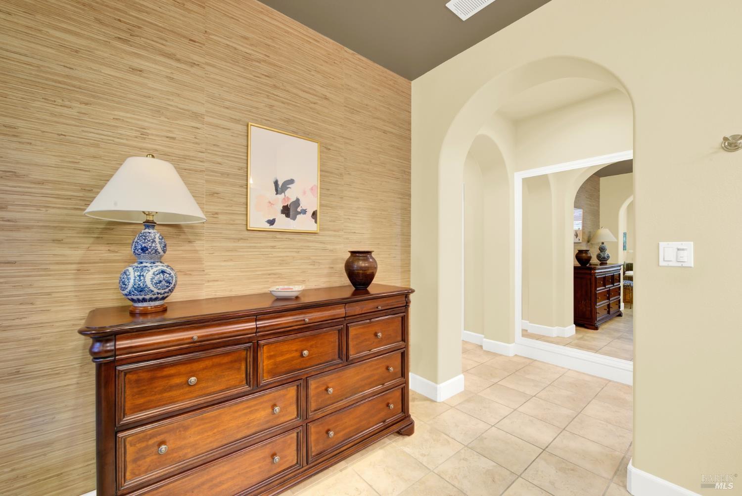 Detail Gallery Image 41 of 98 For 2965 Pebble Beach Cir, Fairfield,  CA 94534 - 4 Beds | 2/1 Baths