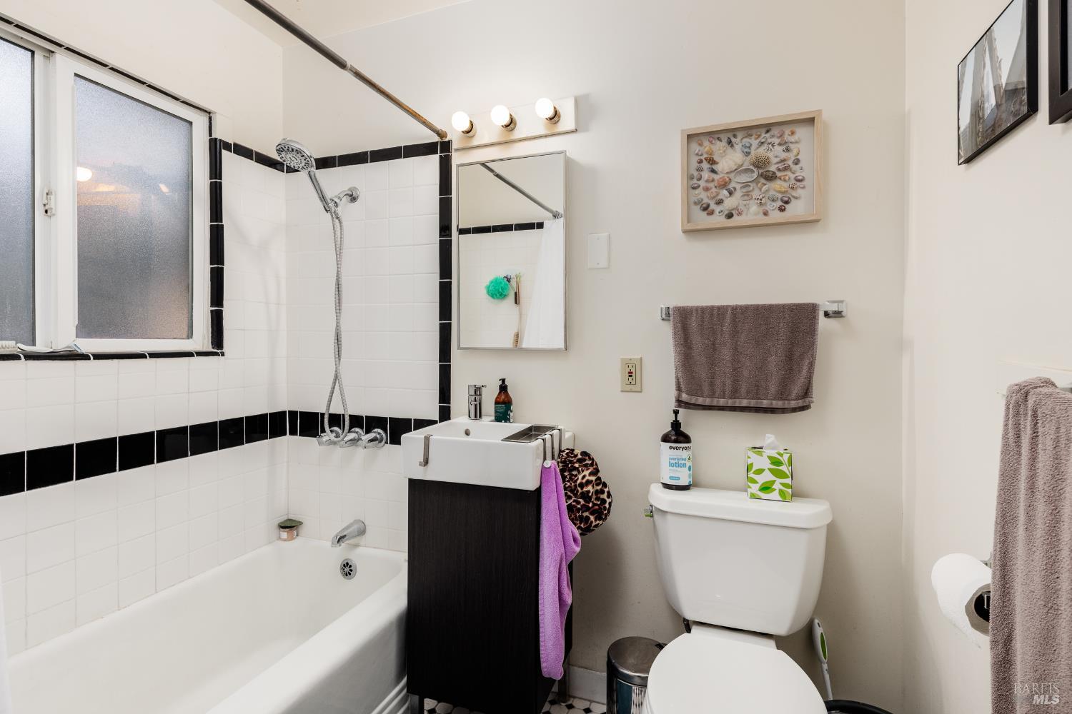 Detail Gallery Image 30 of 44 For 881 Lorna Dr, Glen Ellen,  CA 95442 - – Beds | – Baths