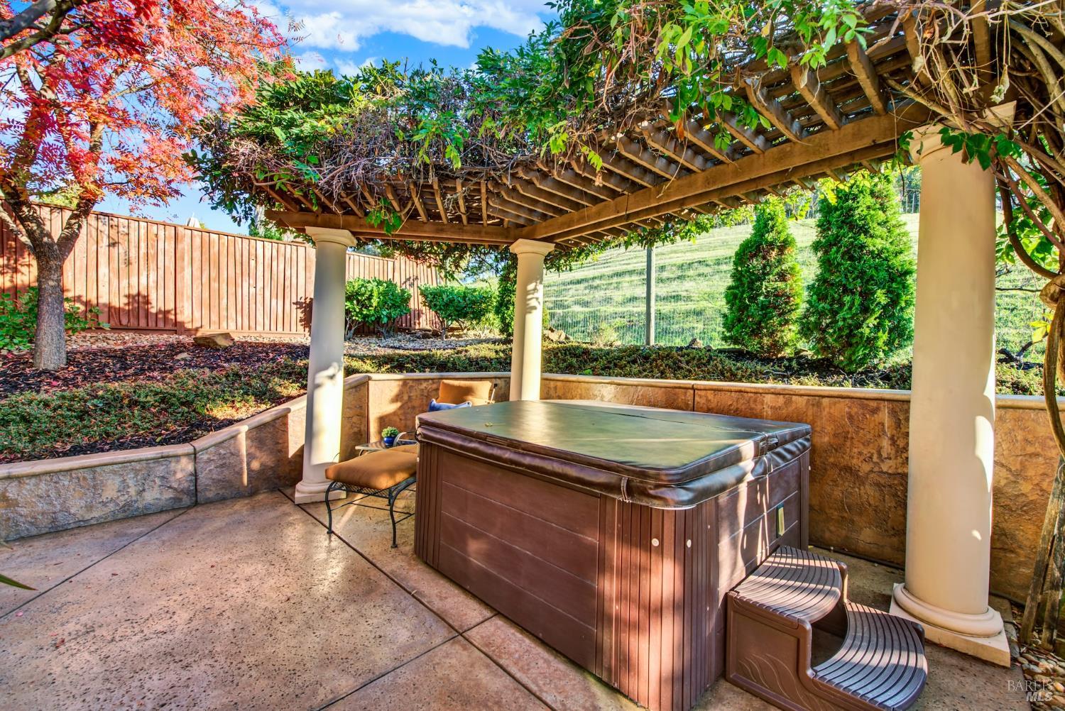 Detail Gallery Image 68 of 98 For 2965 Pebble Beach Cir, Fairfield,  CA 94534 - 4 Beds | 2/1 Baths