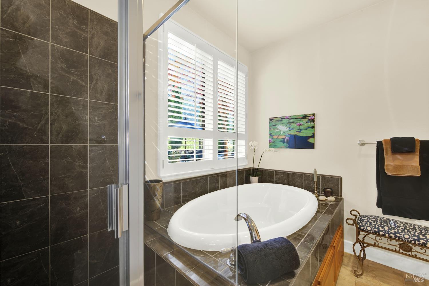 Detail Gallery Image 43 of 98 For 2965 Pebble Beach Cir, Fairfield,  CA 94534 - 4 Beds | 2/1 Baths