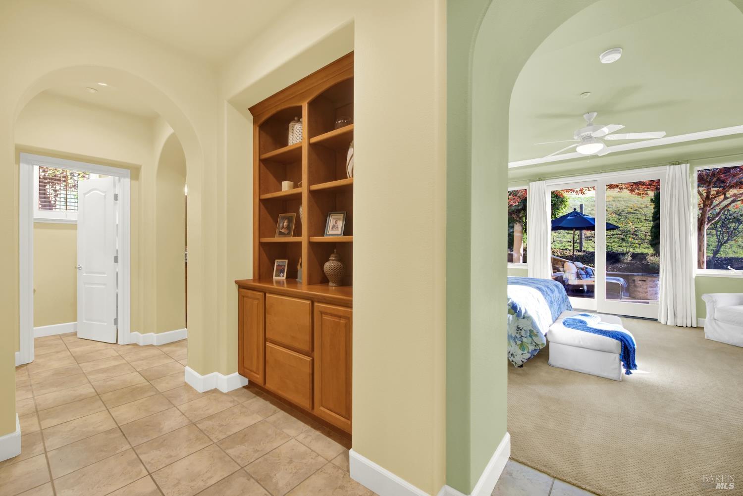 Detail Gallery Image 34 of 98 For 2965 Pebble Beach Cir, Fairfield,  CA 94534 - 4 Beds | 2/1 Baths