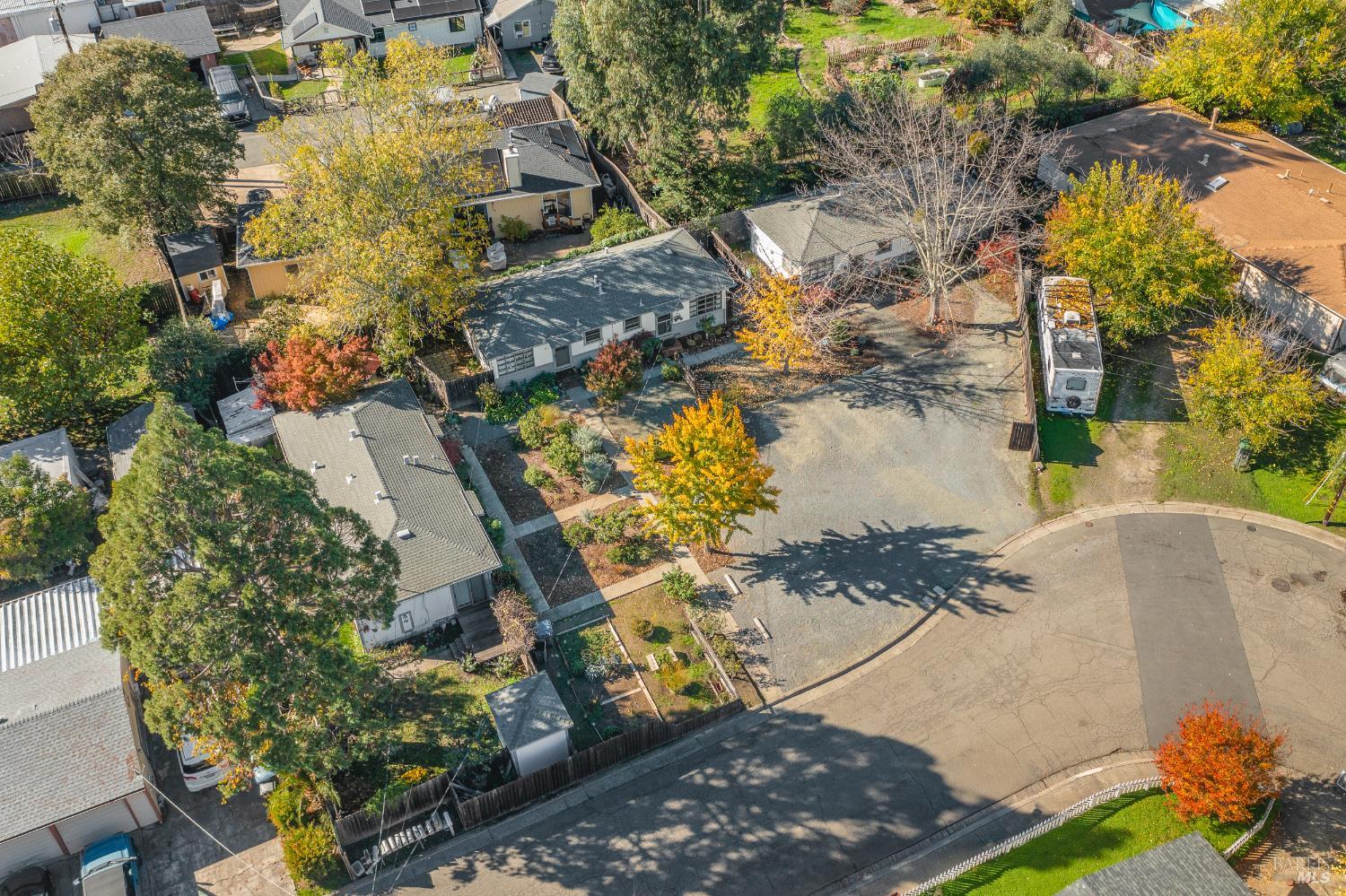 Detail Gallery Image 37 of 44 For 881 Lorna Dr, Glen Ellen,  CA 95442 - – Beds | – Baths