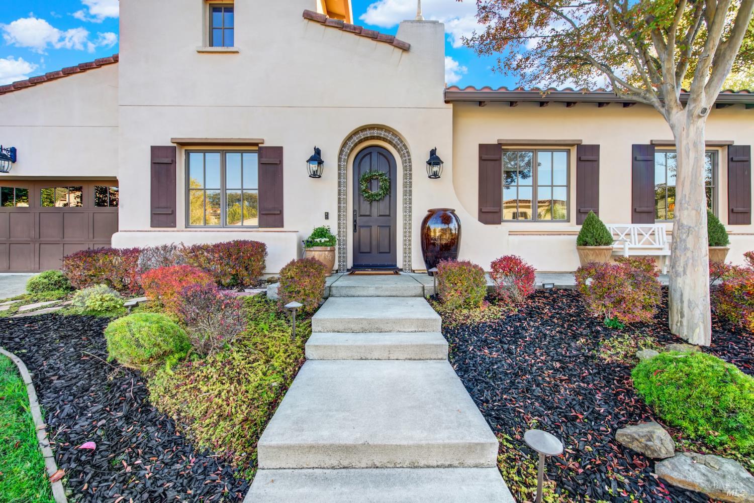 Detail Gallery Image 5 of 98 For 2965 Pebble Beach Cir, Fairfield,  CA 94534 - 4 Beds | 2/1 Baths