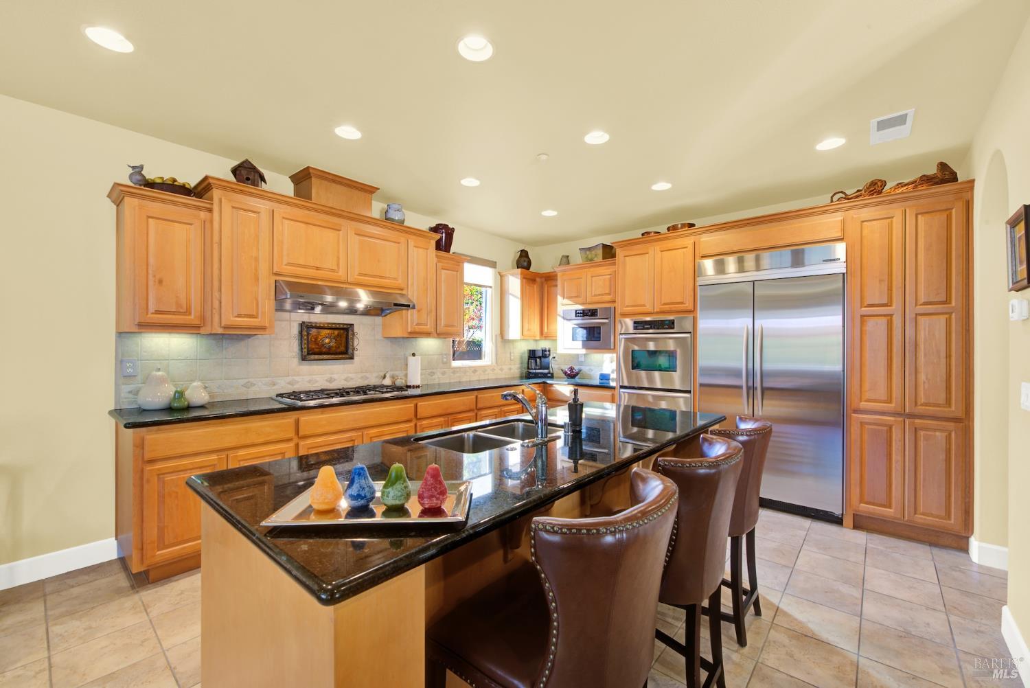 Detail Gallery Image 20 of 98 For 2965 Pebble Beach Cir, Fairfield,  CA 94534 - 4 Beds | 2/1 Baths