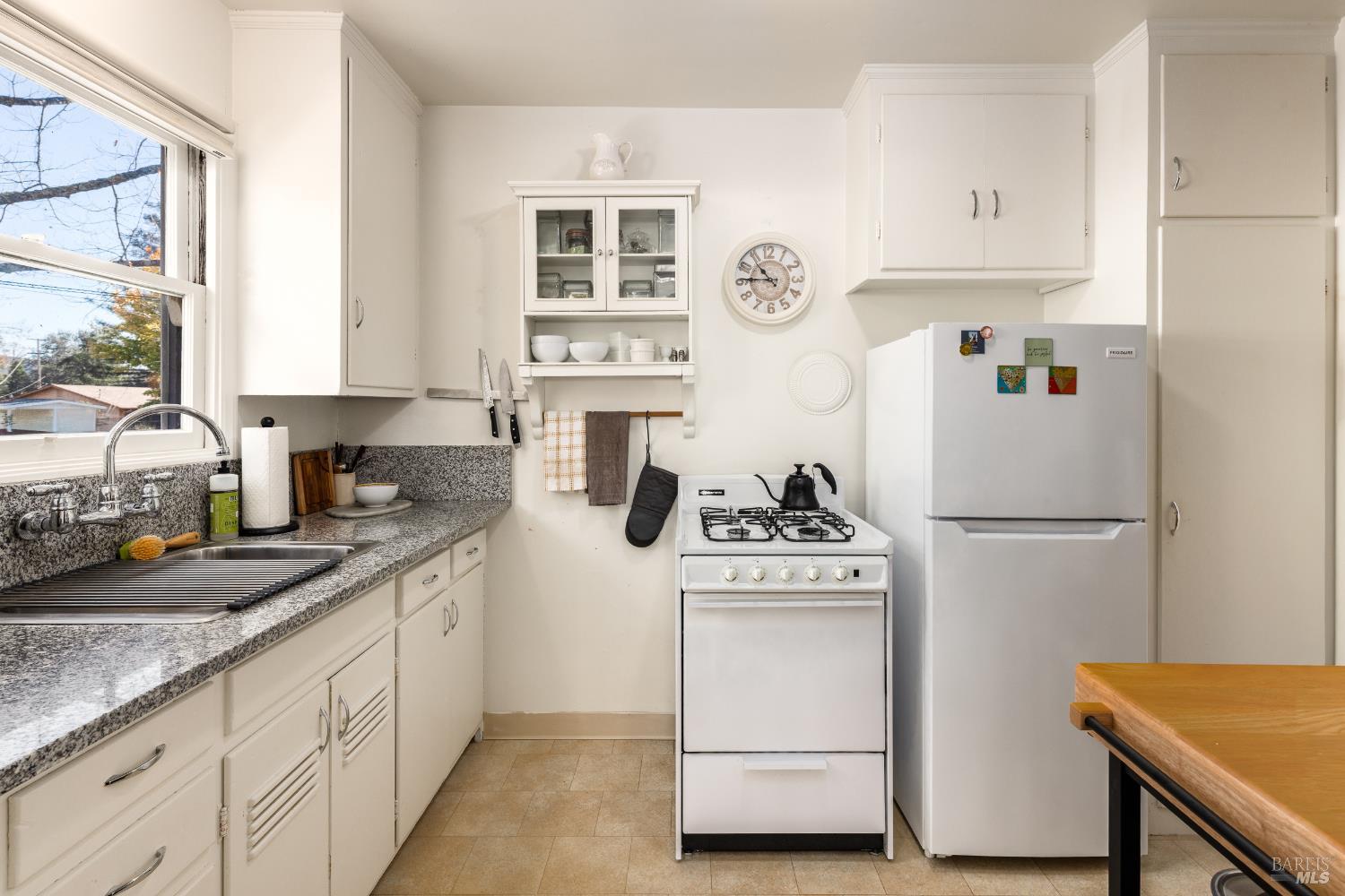 Detail Gallery Image 33 of 44 For 881 Lorna Dr, Glen Ellen,  CA 95442 - – Beds | – Baths