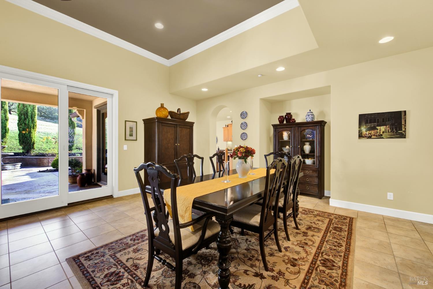 Detail Gallery Image 13 of 98 For 2965 Pebble Beach Cir, Fairfield,  CA 94534 - 4 Beds | 2/1 Baths