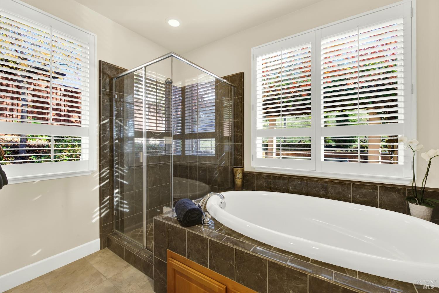 Detail Gallery Image 42 of 98 For 2965 Pebble Beach Cir, Fairfield,  CA 94534 - 4 Beds | 2/1 Baths
