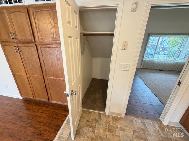 Detail Gallery Image 10 of 47 For 604 Seagull Dr, Suisun City,  CA 94585 - 4 Beds | 2/1 Baths