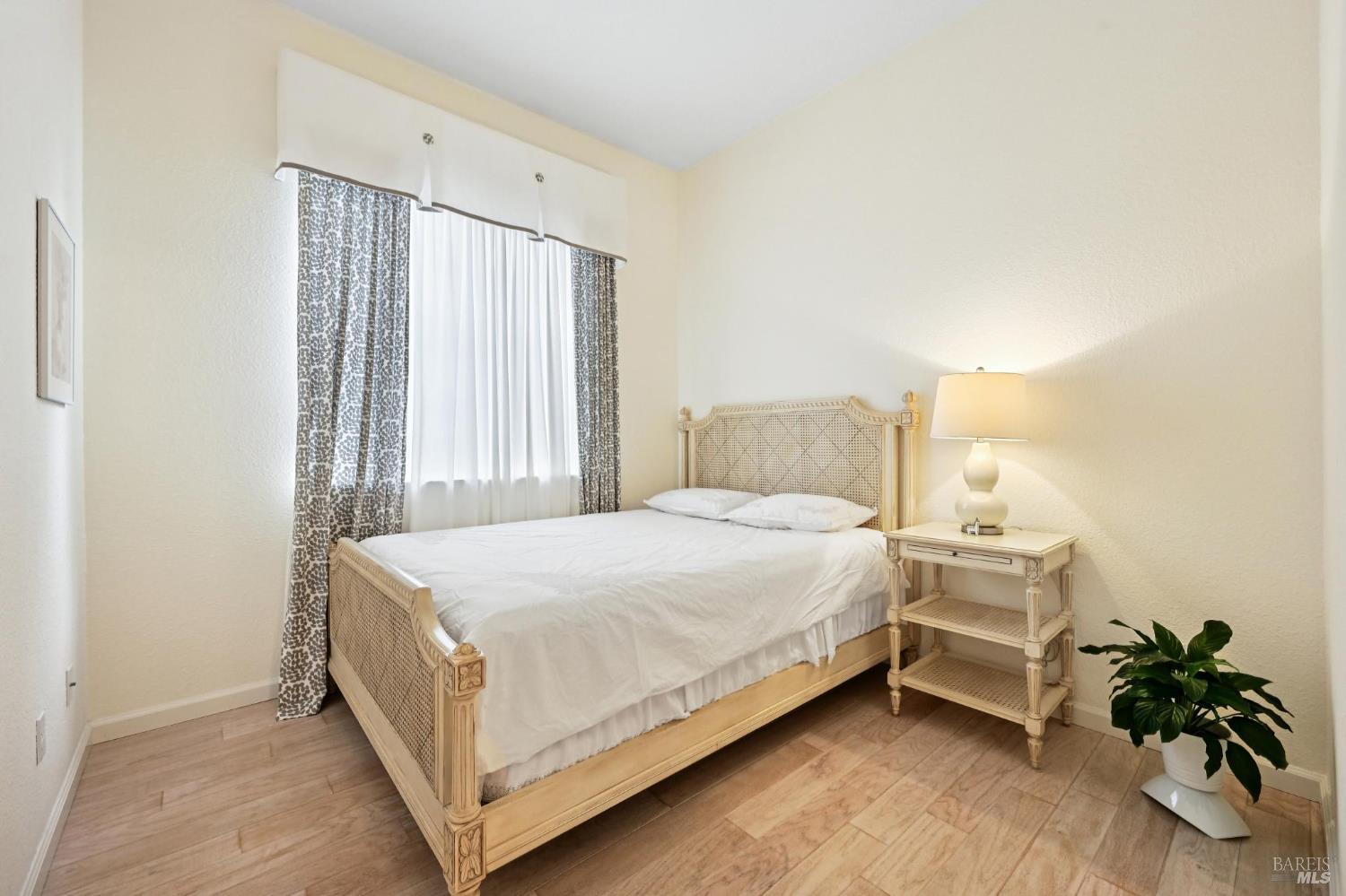 Detail Gallery Image 30 of 38 For 5509 Rainbow Cir, Santa Rosa,  CA 95409 - 3 Beds | 2 Baths