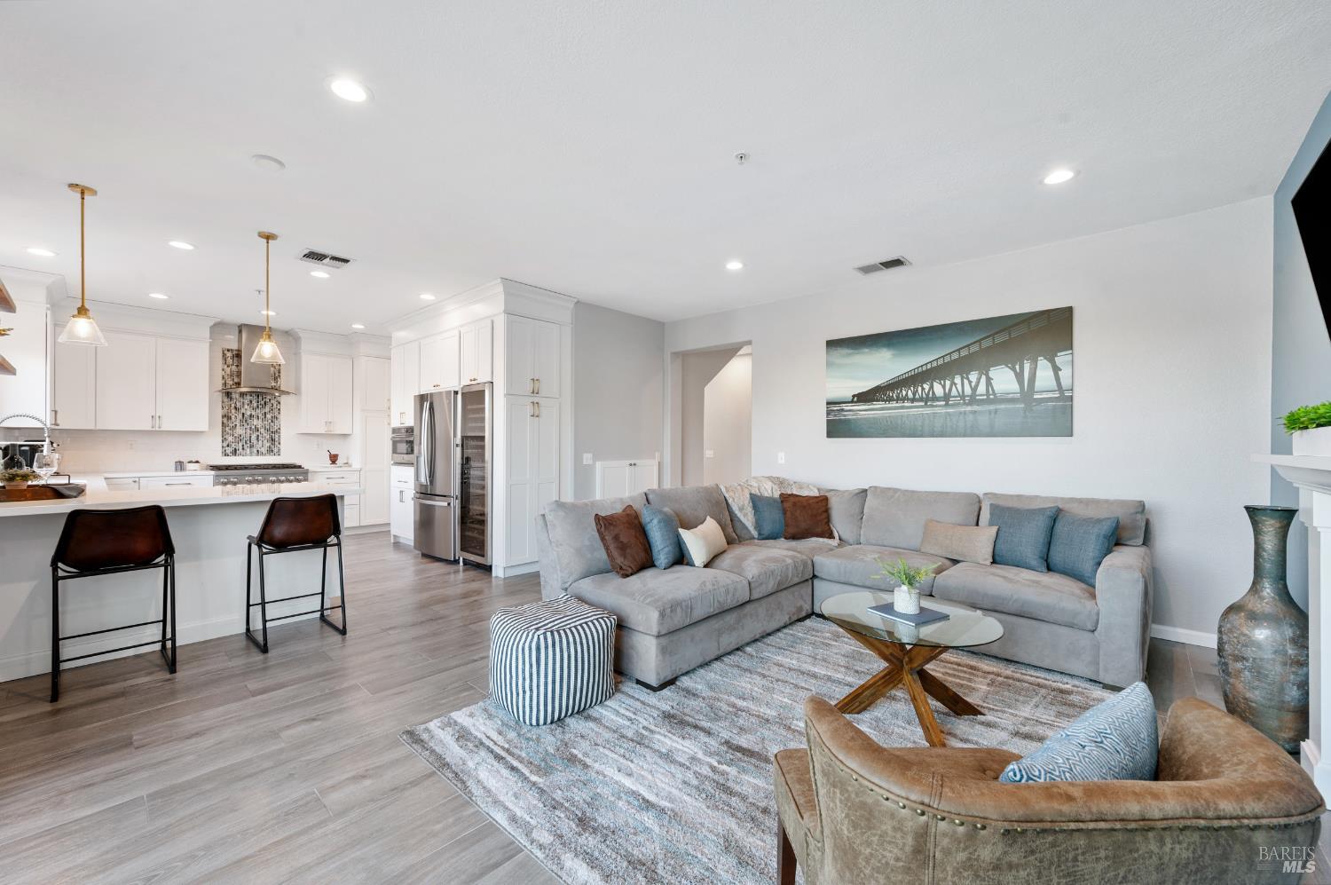 Detail Gallery Image 33 of 71 For 90 S Newport Dr, Napa,  CA 94559 - 4 Beds | 2/1 Baths