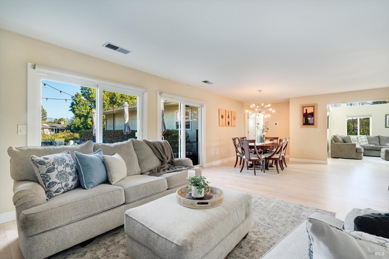 Detail Gallery Image 19 of 73 For 790 La Salle Way, Napa,  CA 94559 - 3 Beds | 2 Baths