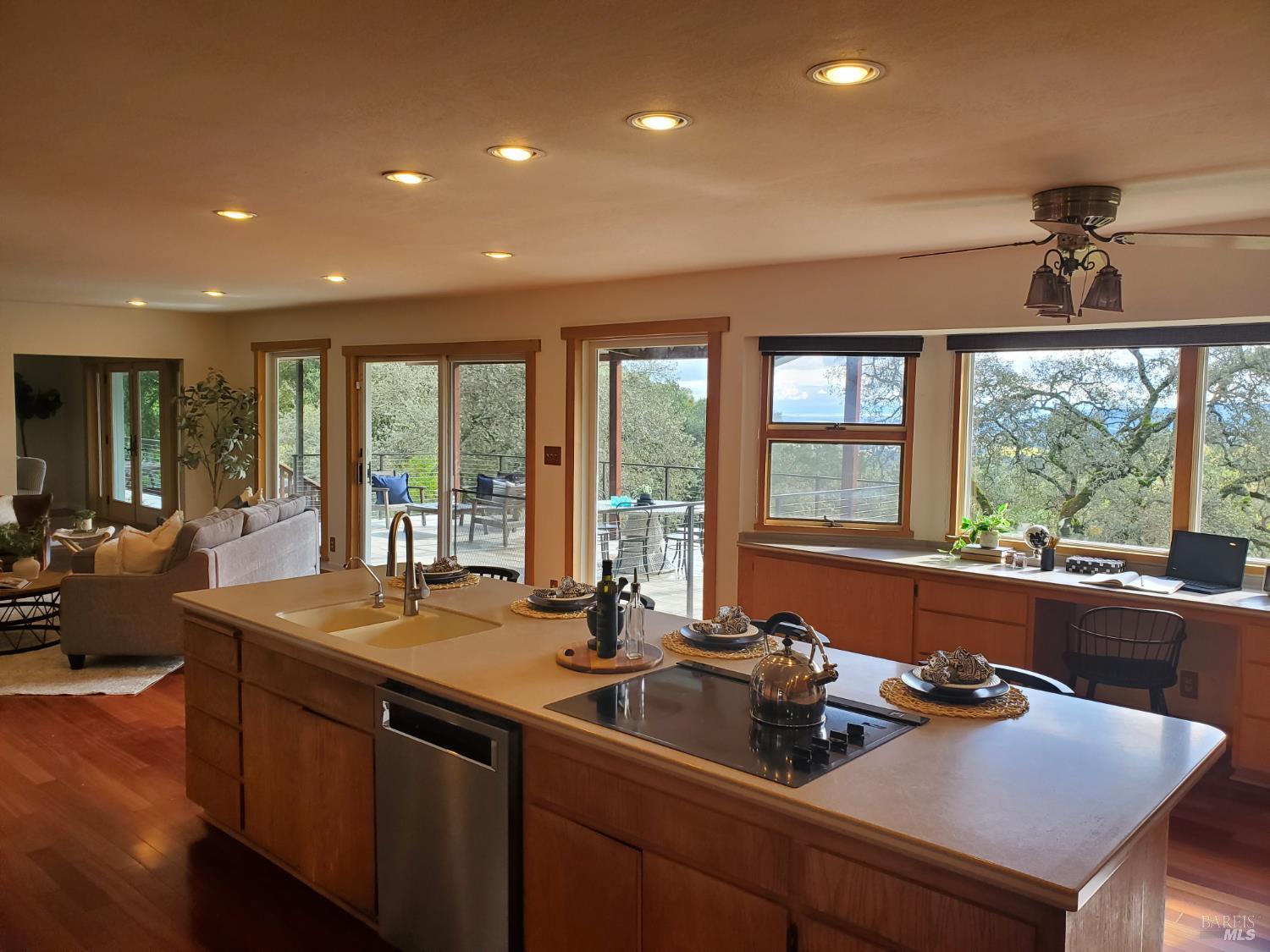 Detail Gallery Image 18 of 92 For 3778 Burke Pl, Sonoma,  CA 95476 - 4 Beds | 2/1 Baths