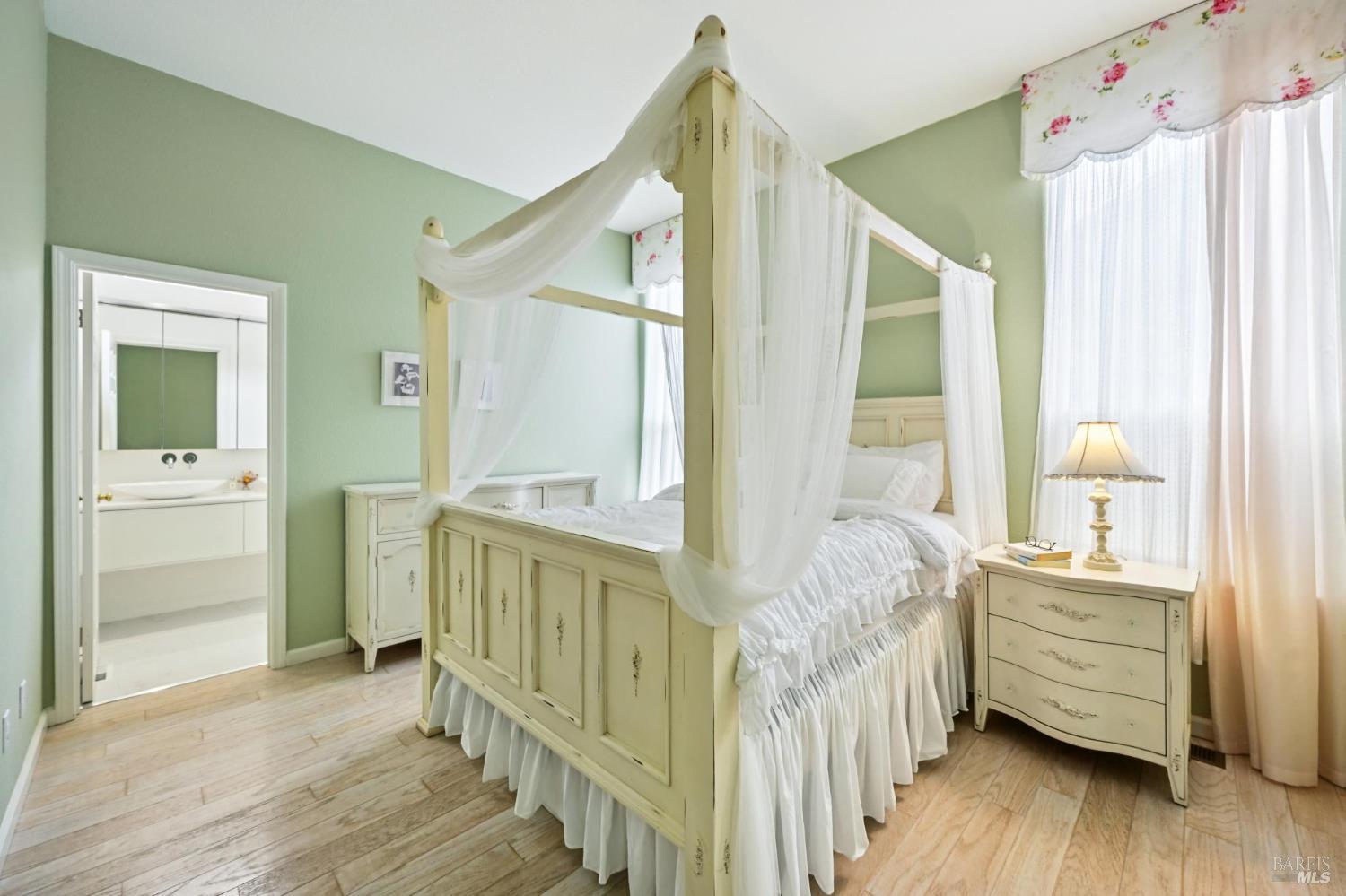 Detail Gallery Image 23 of 38 For 5509 Rainbow Cir, Santa Rosa,  CA 95409 - 3 Beds | 2 Baths