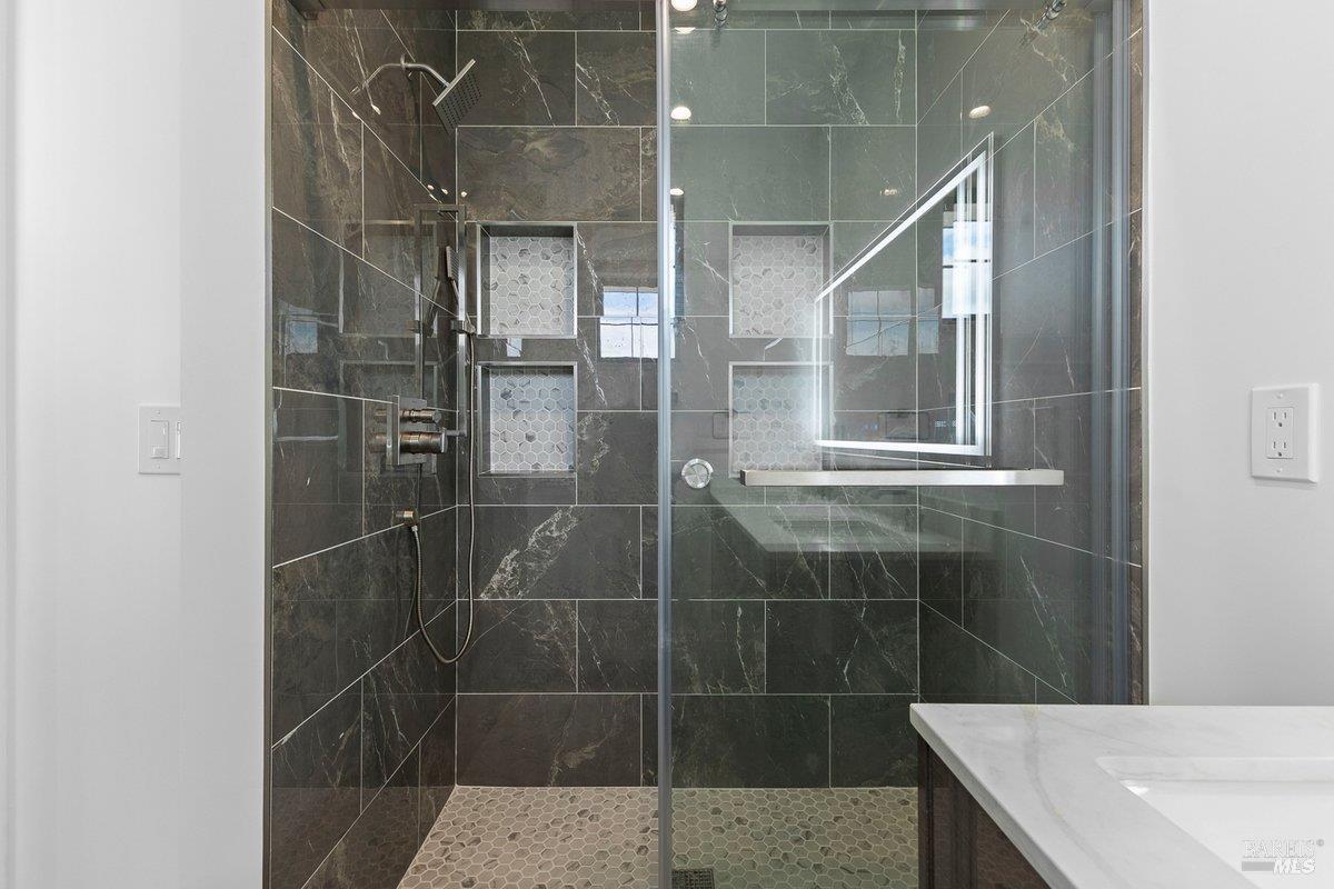 Detail Gallery Image 28 of 49 For 3727 Paxton Pl, Santa Rosa,  CA 95404 - 4 Beds | 3/1 Baths