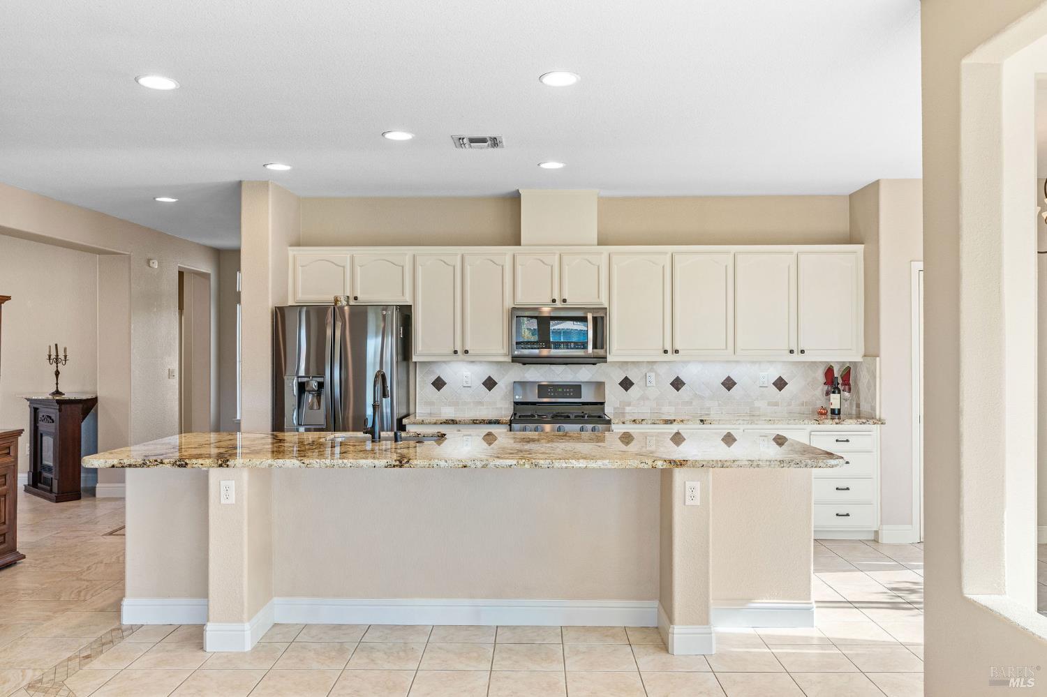 Detail Gallery Image 12 of 63 For 351 Spyglass Dr, Rio Vista,  CA 94571 - 2 Beds | 2 Baths