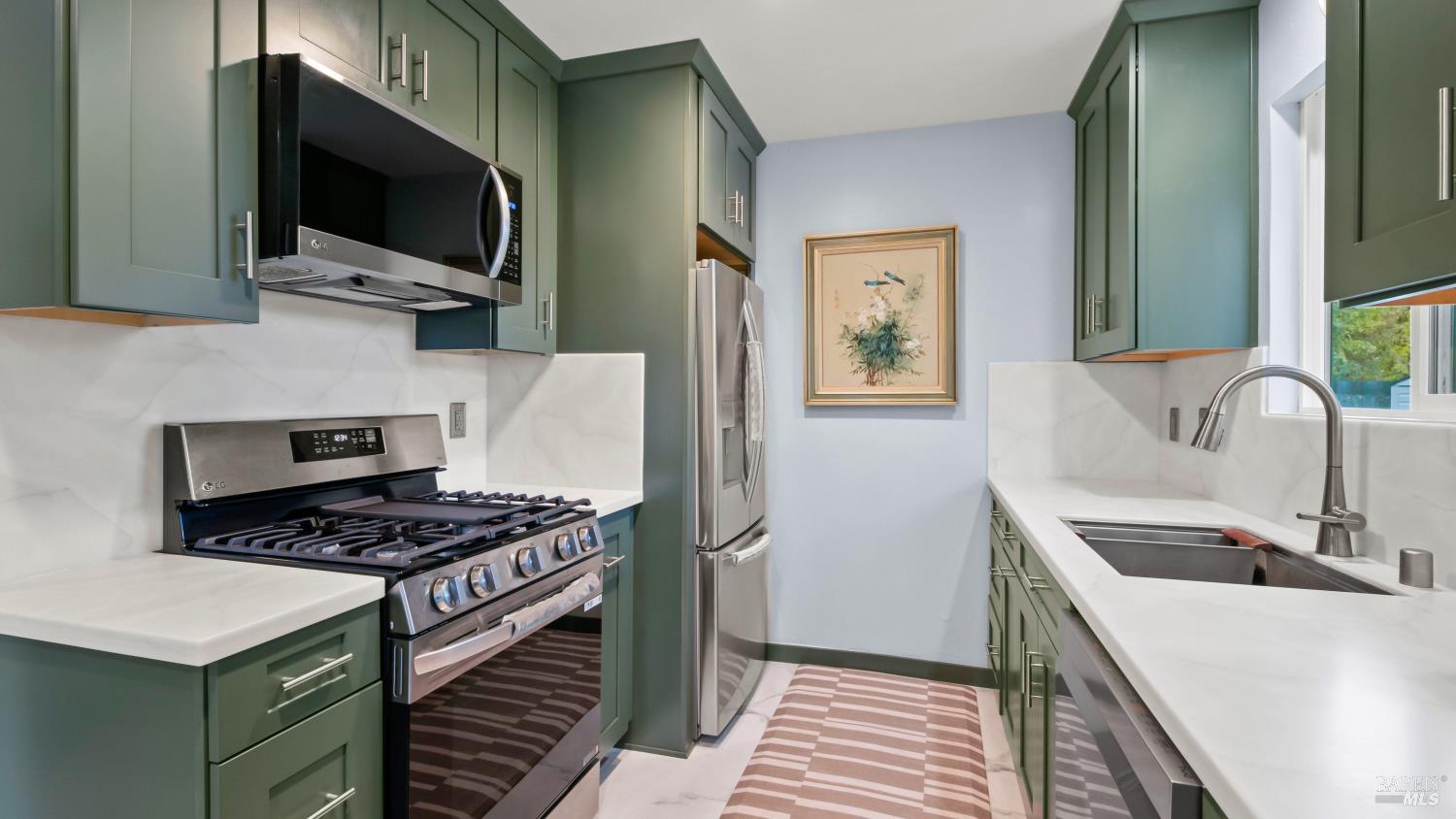 Detail Gallery Image 15 of 41 For 7 Portola Ct, Santa Rosa,  CA 95409 - – Beds | – Baths